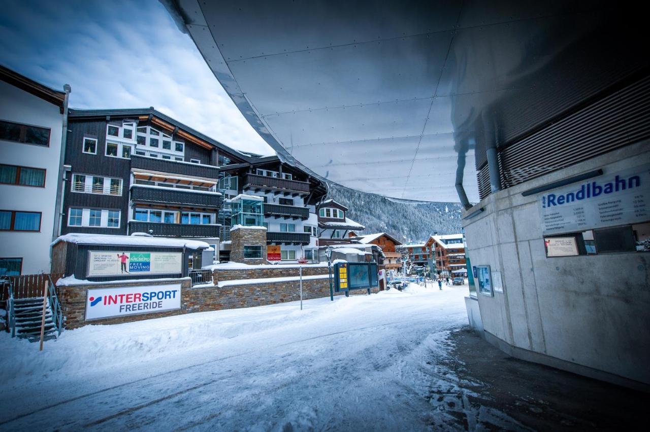 Quality Hosts Arlberg - Hotel Bergheim ซังคท์อันทอนอัมอาร์ลแบร์ก ภายนอก รูปภาพ