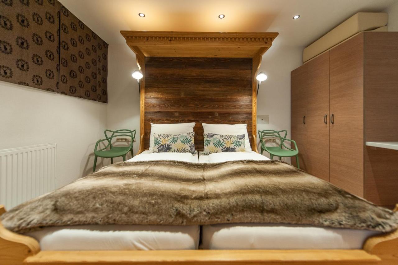 Quality Hosts Arlberg - Hotel Bergheim ซังคท์อันทอนอัมอาร์ลแบร์ก ภายนอก รูปภาพ