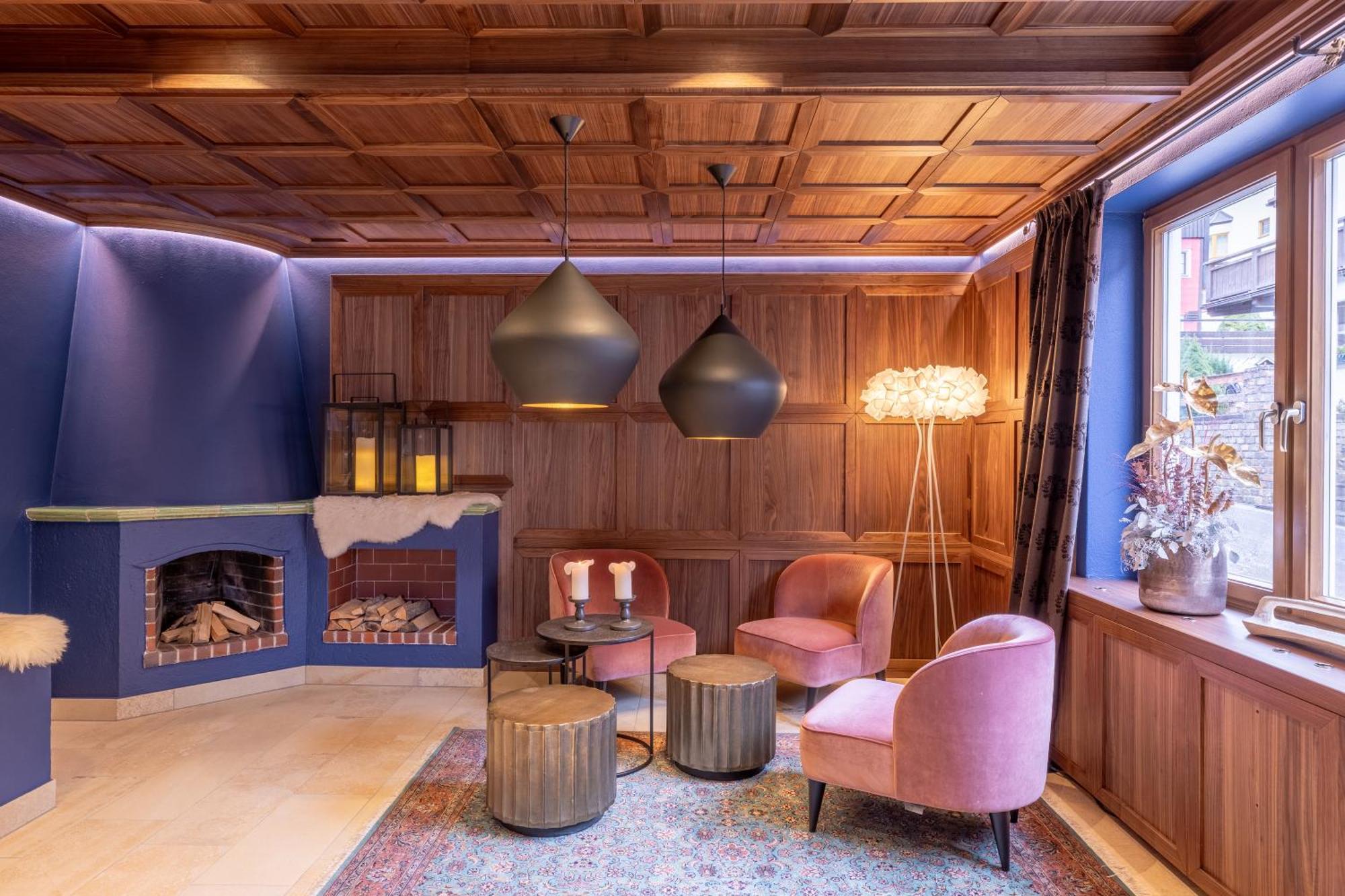 Quality Hosts Arlberg - Hotel Bergheim ซังคท์อันทอนอัมอาร์ลแบร์ก ภายนอก รูปภาพ